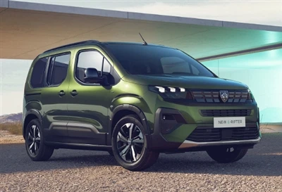 Доступны для выпуска две версии официальной карты Peugeot E-Rifter.