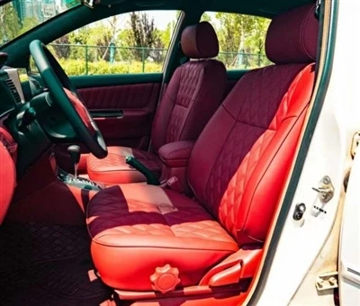 Старый облик старика изменился. Индивидуальное обновление салона Toyota Corolla